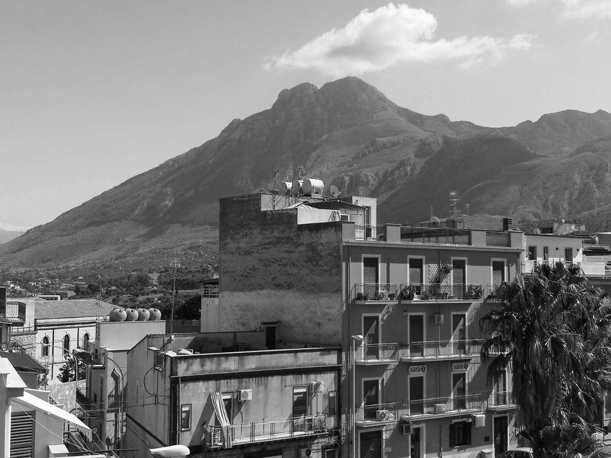 A Casa Di Zara Villa Termini Imerese Exterior foto